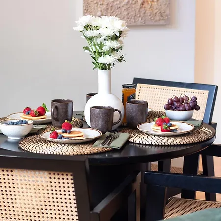 Mouzinho Da Silveira 215 By Lovelystay *