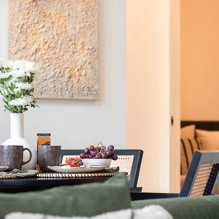 Mouzinho Da Silveira 215 By Lovelystay Porto