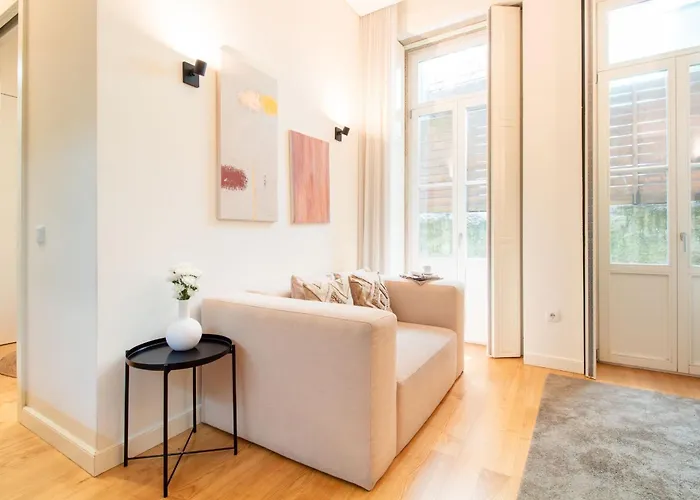 Mouzinho Da Silveira 215 By Lovelystay Apartment *