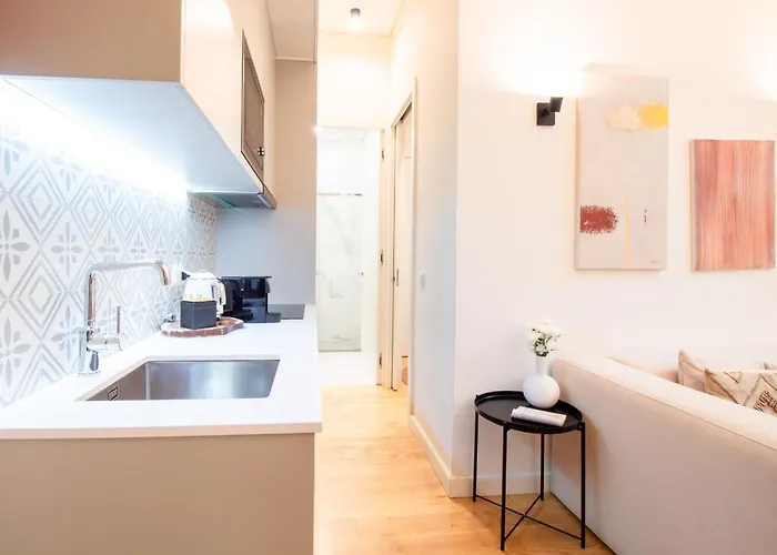 Mouzinho Da Silveira 215 By Lovelystay Apartment *