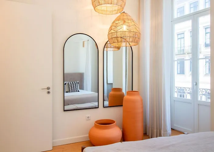 Mouzinho Da Silveira 215 By Lovelystay Porto