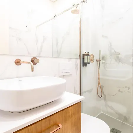 Διαμέρισμα Mouzinho Da Silveira 215 By Lovelystay Πόρτο