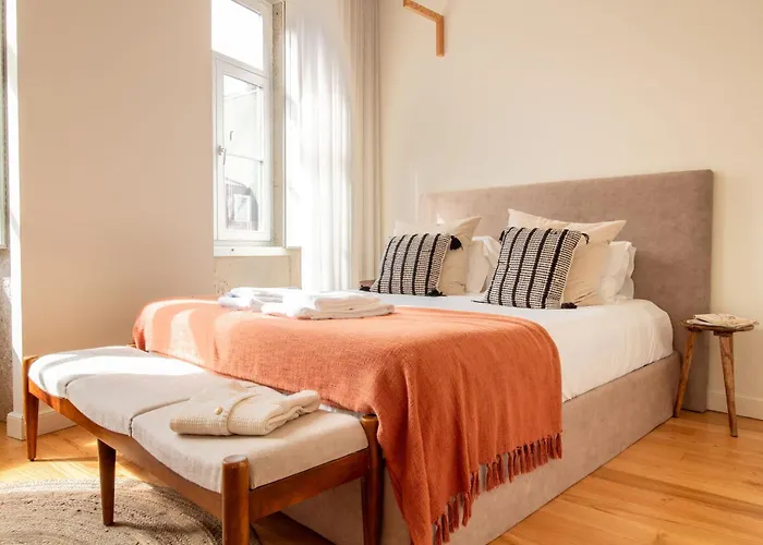 Mouzinho Da Silveira 215 By Lovelystay بورتو