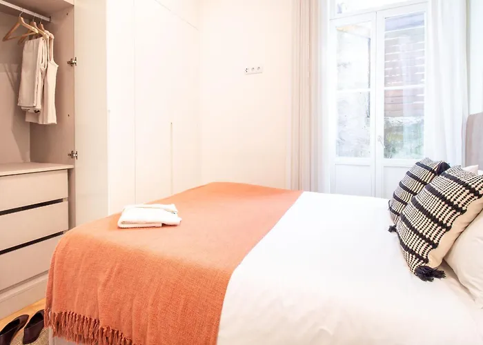 Mouzinho Da Silveira 215 By Lovelystay *