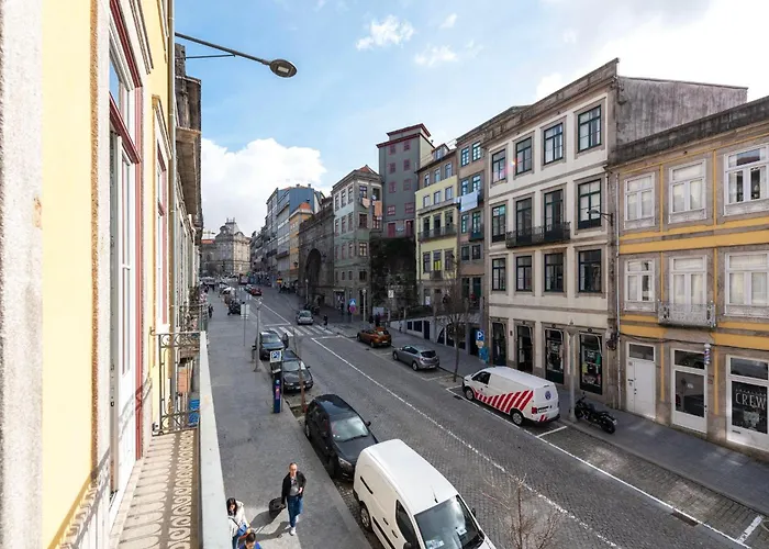 Mouzinho Da Silveira 215 By Lovelystay Porto