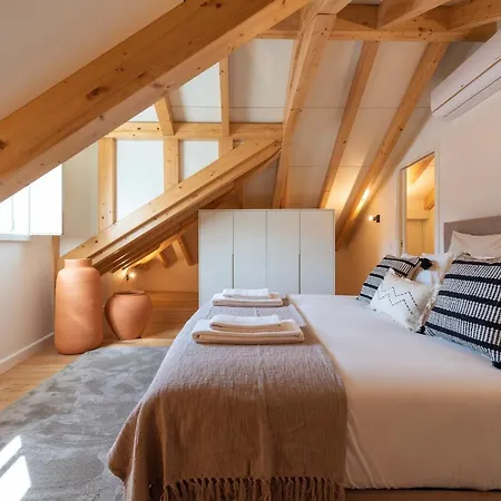 Mouzinho Da Silveira 215 By Lovelystay Apartment Porto