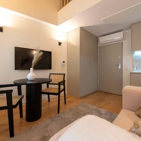 Mouzinho Da Silveira 215 By Lovelystay Apartment *