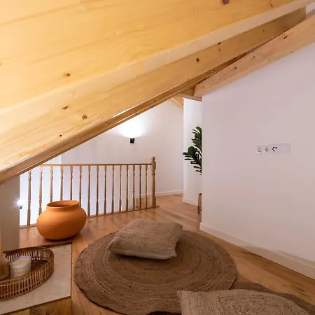 Apartment Mouzinho Da Silveira 215 By Lovelystay Porto