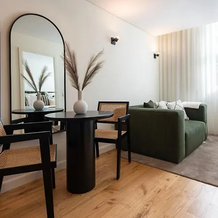 Mouzinho Da Silveira 215 By Lovelystay Apartment Porto