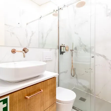 Mouzinho Da Silveira 215 By Lovelystay 波尔图