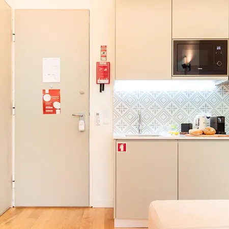 Mouzinho Da Silveira 215 By Lovelystay *