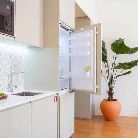 公寓 Mouzinho Da Silveira 215 By Lovelystay