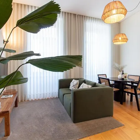 Mouzinho Da Silveira 215 By Lovelystay *