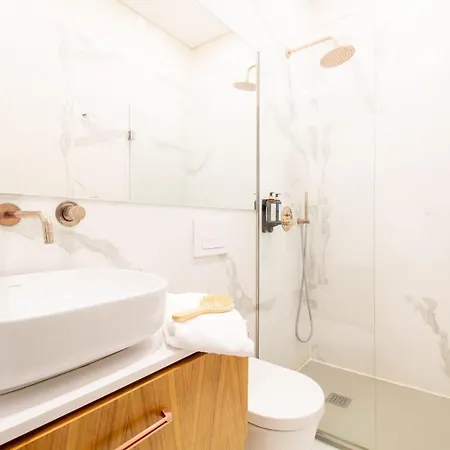 Mouzinho Da Silveira 215 By Lovelystay 波尔图