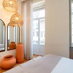 Apartament Mouzinho Da Silveira 215 By Lovelystay Porto