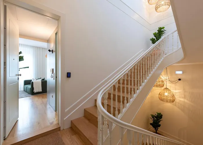 Mouzinho Da Silveira 215 By Lovelystay