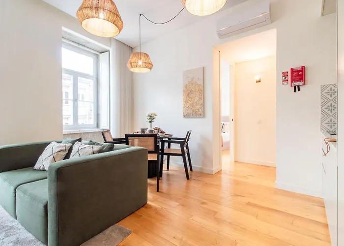 Mouzinho Da Silveira 215 By Lovelystay Apartment *