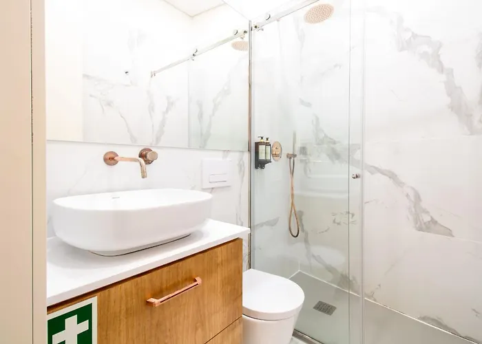 Mouzinho Da Silveira 215 By Lovelystay Porto